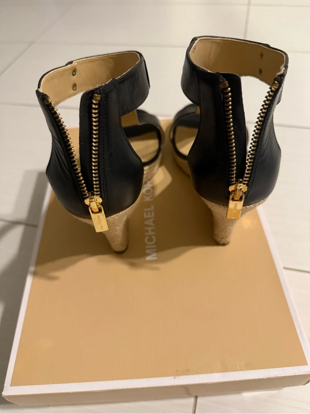 MICHAEL Michael Kors sleek black